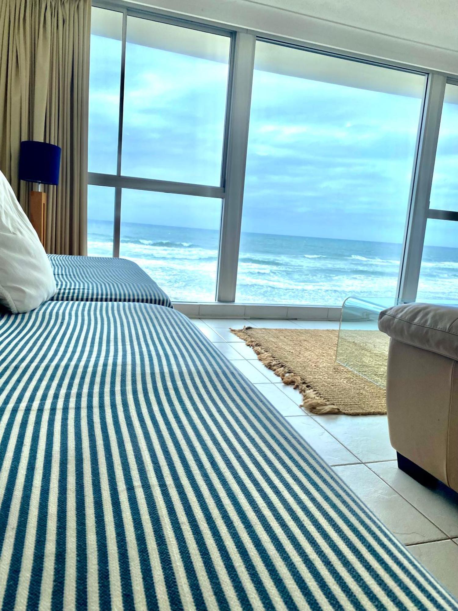 One The Esplanade Apartments On Surfers Paradise Gold Coast Extérieur photo